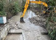 Remise en eau par retrait du batardeau après une période de séchage.